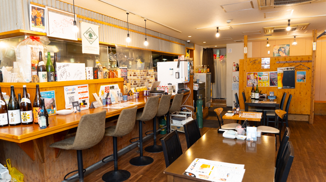 地鶏と手作り餃子が旨い店 一 - メイン写真: