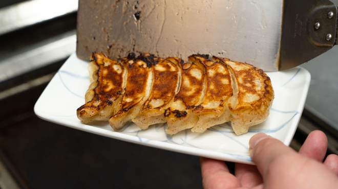 地鶏と手作り餃子が旨い店 一 - メイン写真: