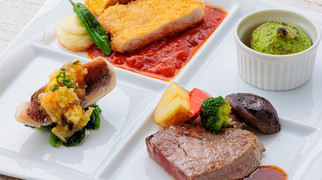 FINE DINING＆LOUNGE TORIKO - 料理写真: