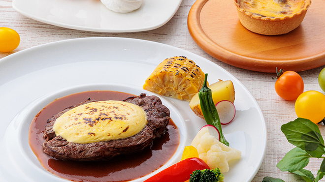 FINE DINING＆LOUNGE TORIKO - 料理写真: