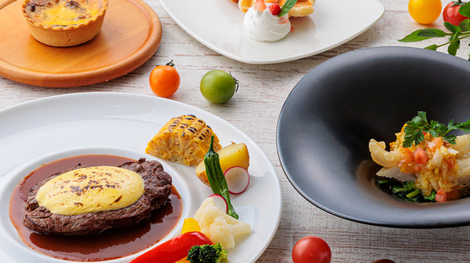 FINE DINING＆LOUNGE TORIKO - 料理写真: