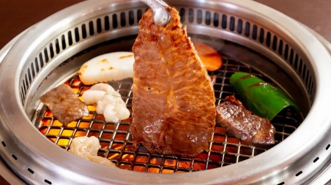 味園焼肉店 - メイン写真: