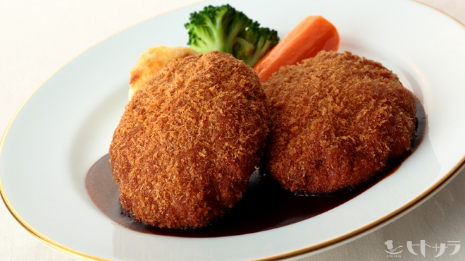 レストラン香味屋 - 料理写真:メンチカツ