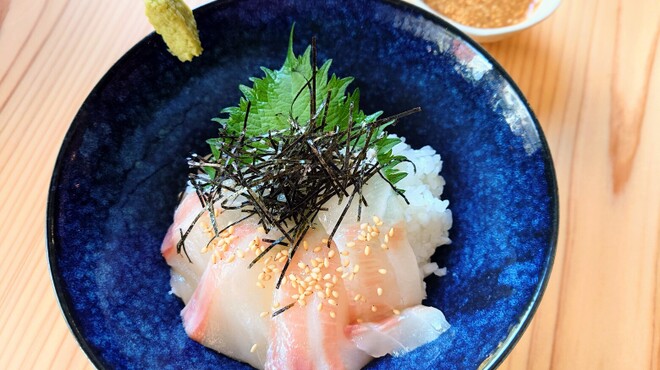 おでんと鯛 居酒屋 笑月 - メイン写真: