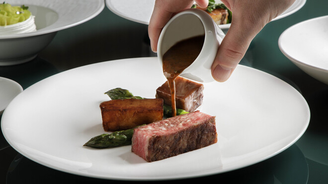 MAISON MARUNOUCHI - メイン写真: