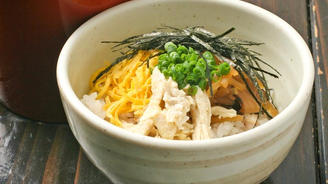 さつまやとんとん - 料理写真:奄美大島の郷土料理”鶏飯（けいはん）”地鶏ダシが最高にうまい大人気の一品！