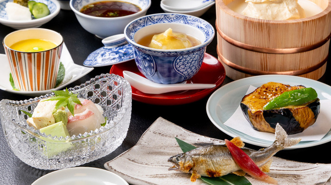 京懐石とゆば料理 松山閣 JR京都伊勢丹店 - メイン写真:
