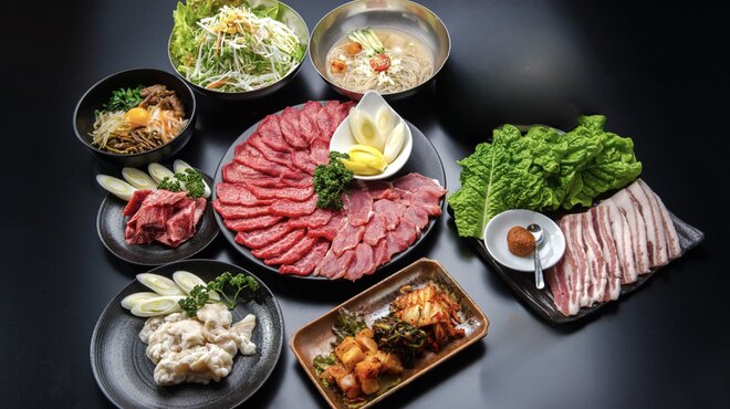 王様の焼肉くろぬま - 料理写真: