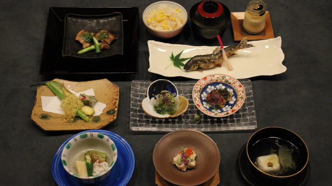 粋 料亭 助六 - 料理写真:R8.6月のお料理　6.600円(税込)