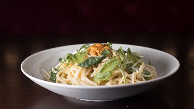 MITAN - 料理写真:ウニとオクラ、水菜のビアンコパスタ