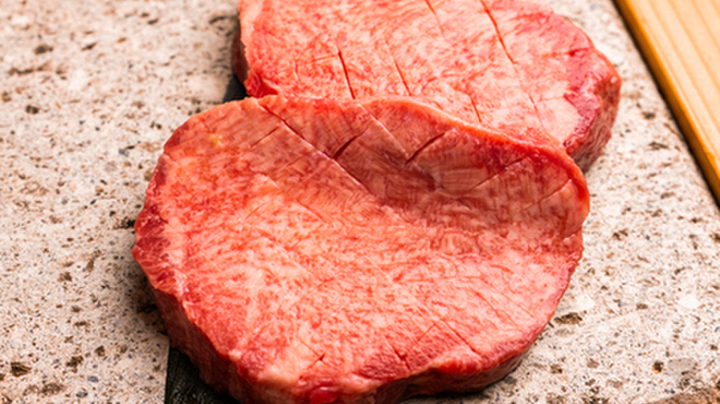 焼肉料理 牛吉日和 - メイン写真: