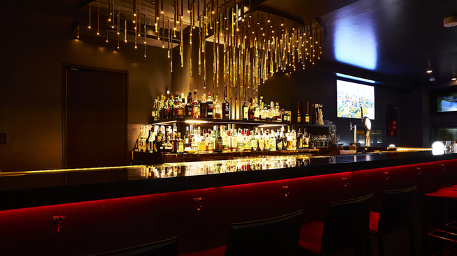 R1 TOKYO Bar&Restaurant - メイン写真: