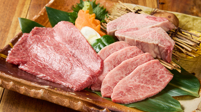 松阪牛炭火焼肉まる良 - メイン写真: