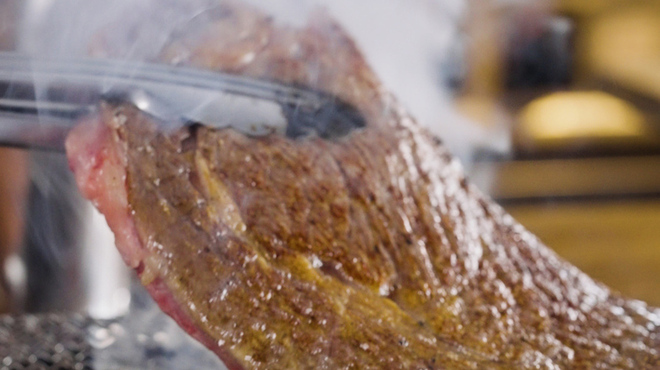 熟成ホルモン・山形牛 炭火焼肉 牛語 - メイン写真: