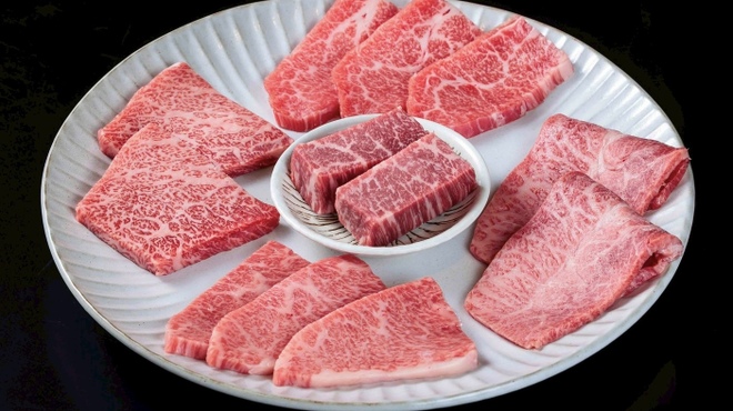 和牛焼肉 LIEBE - メイン写真: