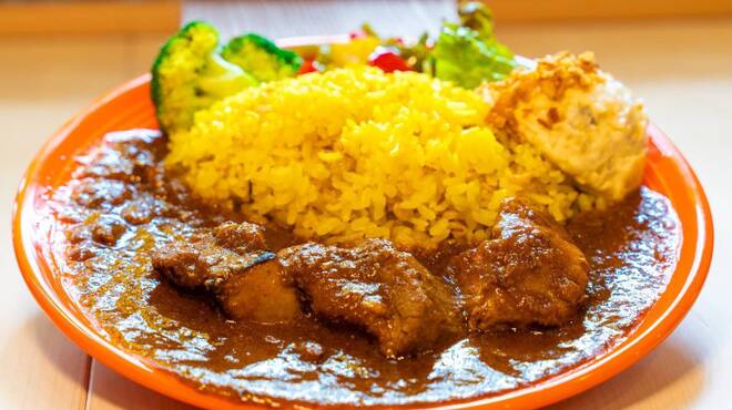 こちら春日部市学校どおり前カレー屋 - メイン写真: