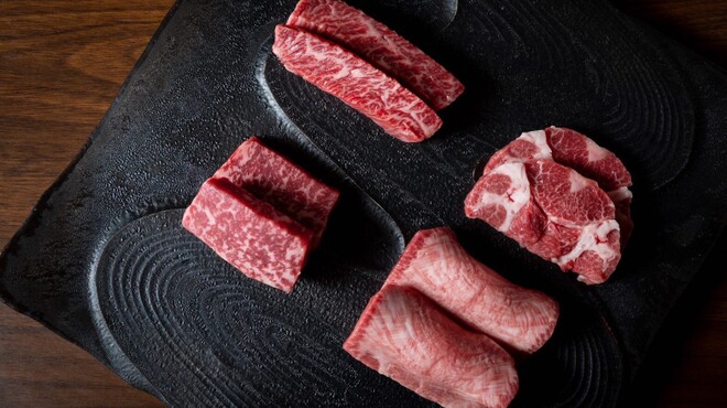 赤身焼肉USHIO 別邸 - メイン写真: