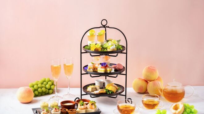 The Living Room with SKY BAR - メイン写真: