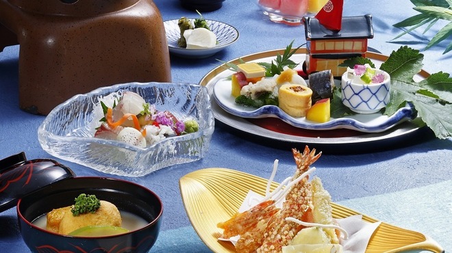 京懐石 美濃吉 横浜ランドマークプラザ店 - メイン写真: