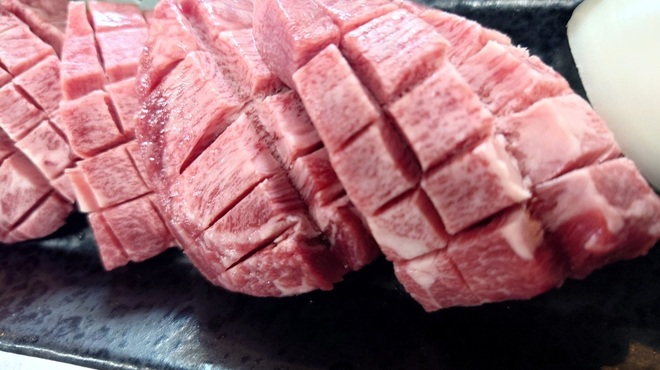 京もつ鍋ホルモン焼肉朱々 - メイン写真: