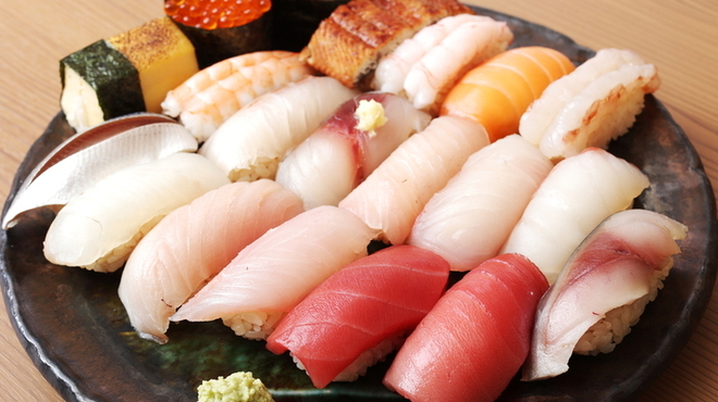 天満酒場 すし金 - メイン写真: