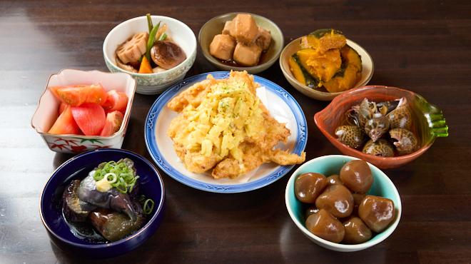 家庭的料理居酒屋 しろとくろ - メイン写真: