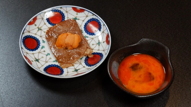和牛すき焼き うに虎 - メイン写真: