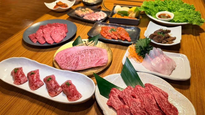 炭火焼肉たけさん亭 - メイン写真:
