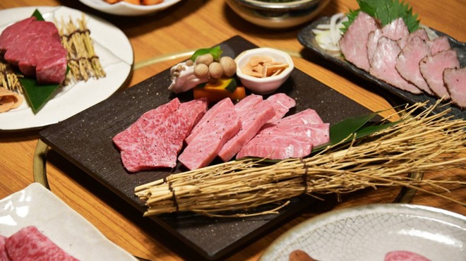 炭火焼肉たけさん亭 - メイン写真: