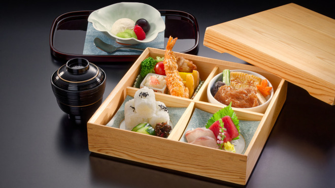 ガーデンレストラン 人形町 今半 - 料理写真:お子様弁当