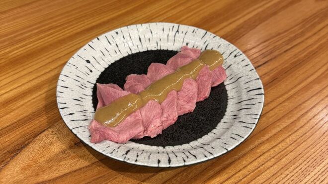 帝國 - 料理写真:タン刺し