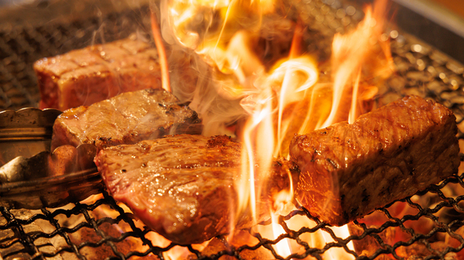 炭火和牛焼肉もうもう亭 広小路店 - メイン写真: