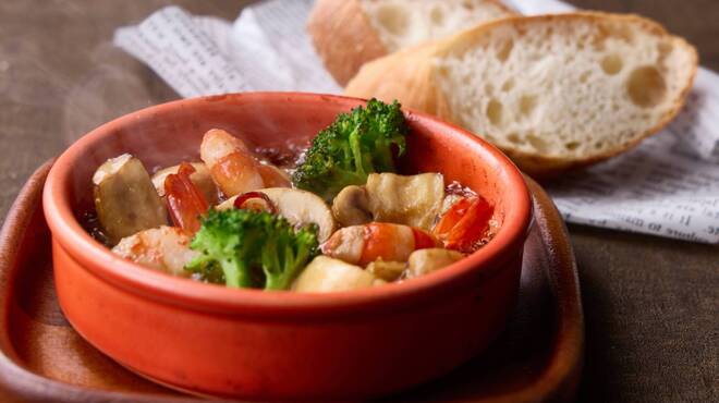 MEAT&WINE WINEHALL GLAMOUR - メイン写真: