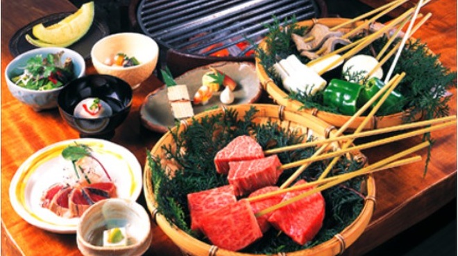 九つ井 - 料理写真:炭焼ステーキ