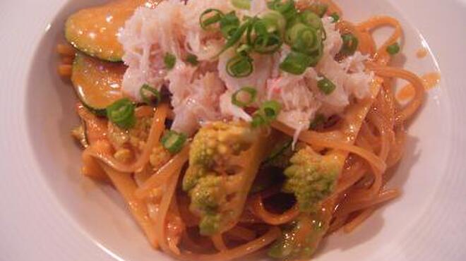 Restaurant AKIOKA pere et fils - 料理写真:定番毛がにのほぐし身のせ毛がにのトマトクリームバベッテイーニ