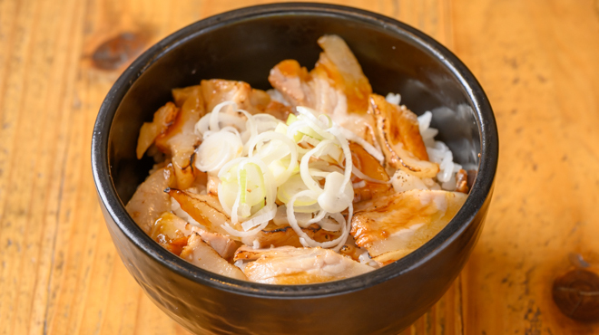 たけろくらーめん - 料理写真:チャーシュー丼
