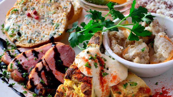 cafe and bar SOL - メイン写真: