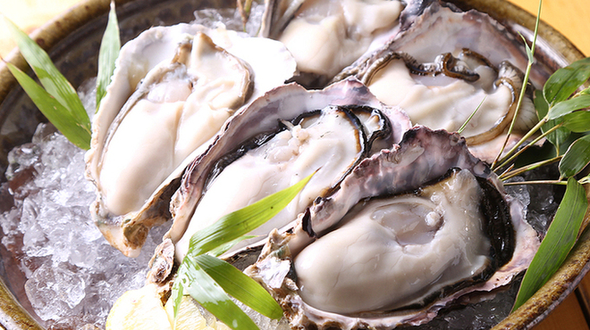 牡蠣と燻屋かつを - メイン写真: