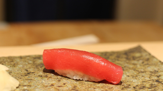 鮨 近藤 - 料理写真:鮪赤身