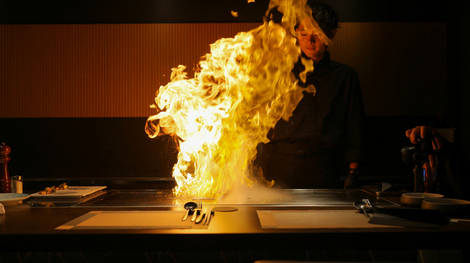 大阪鉄板焼き 神戸牛 TATARA - メイン写真: