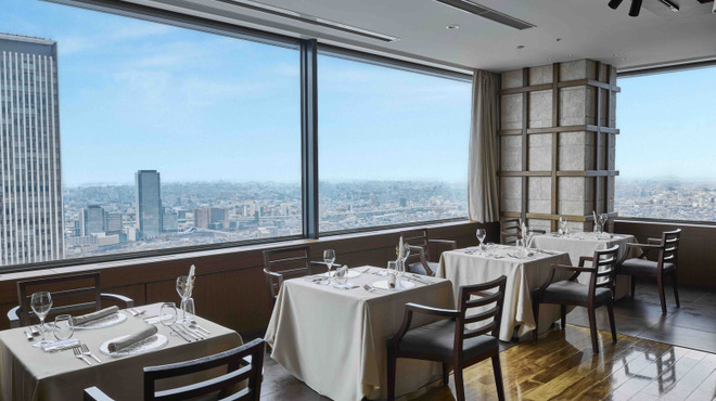 MAISON 8 restaurant - メイン写真: