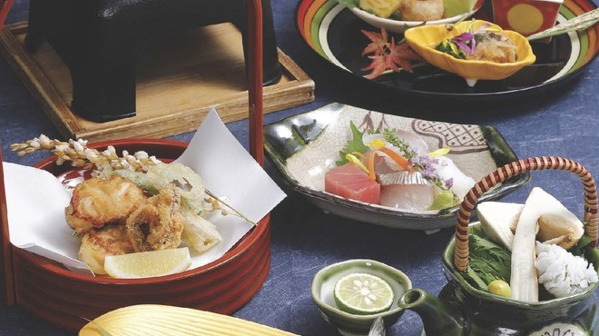 京懐石 美濃吉 横浜ランドマークプラザ店 - メイン写真: