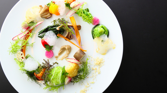 エタンセール カワモト - 料理写真:産地直送の野菜たちの競演