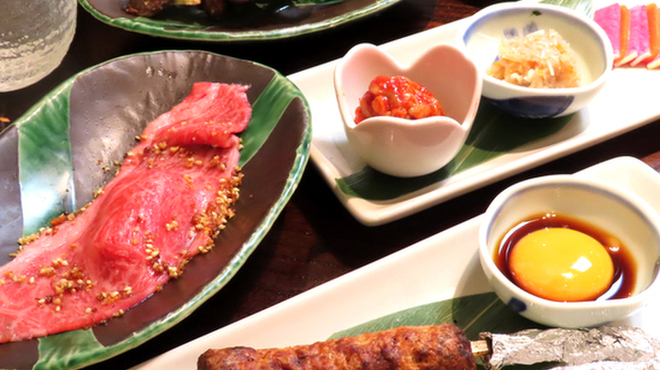 肉割烹 五条 新宿野村ビル49F - メイン写真: