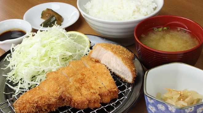 ソースかつ丼 我山 三溝 とんかつ 食べログ