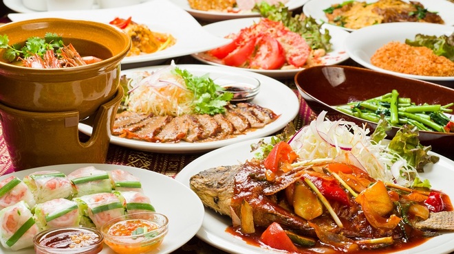 THAIFOOD DINING&BAR　マイペンライ - メイン写真: