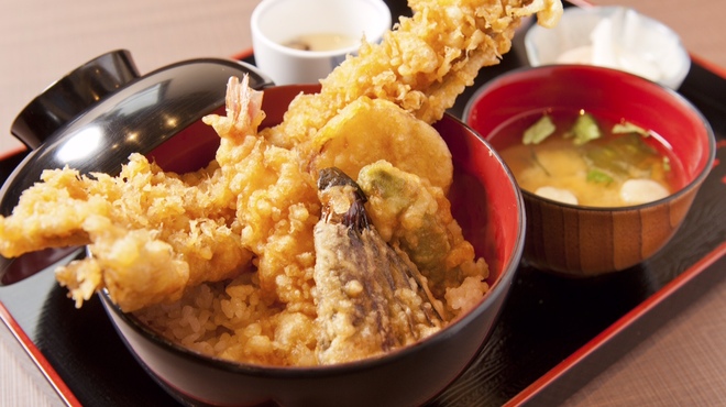 石屋 - 料理写真:【ランチ】穴子天丼