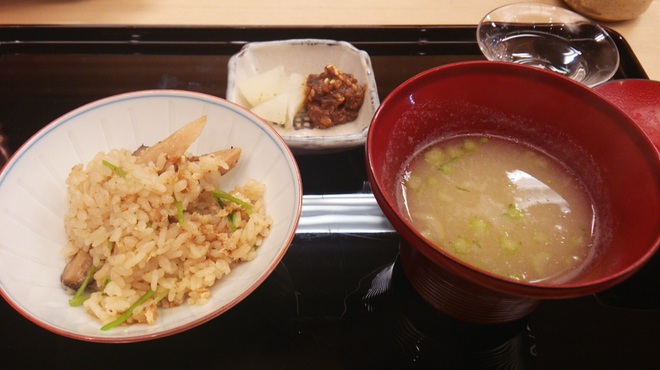 露庵 菊乃井 - 料理写真:松茸ごはんと味噌汁