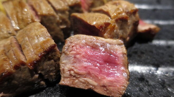 築地鉄板焼 Kurosawa - 料理写真:岩手県産江刺牛もも肉