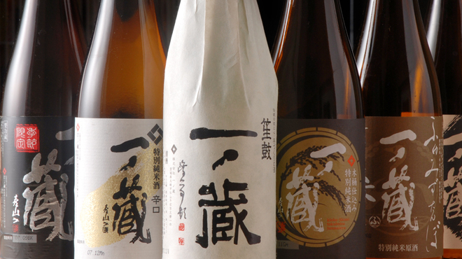 寿司 髙はし - 料理写真:日本酒、焼酎多数そろえております